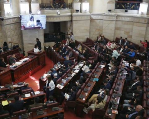 Minminas would present measures against energy rates this Friday