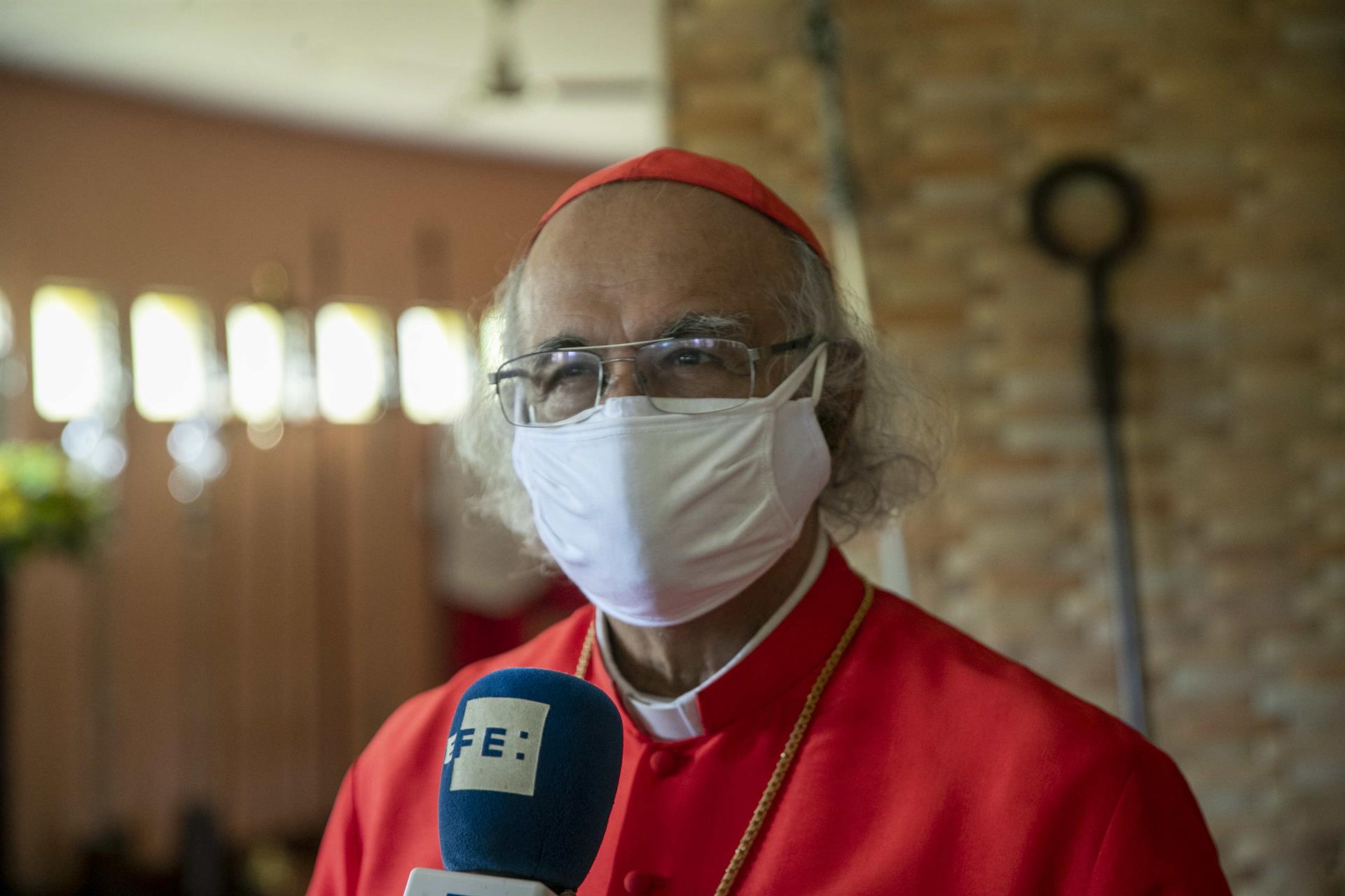 Monsignor Álvarez "is fine", there are no negotiations with the regime and the pope is "super informed", says Cardinal Brenes