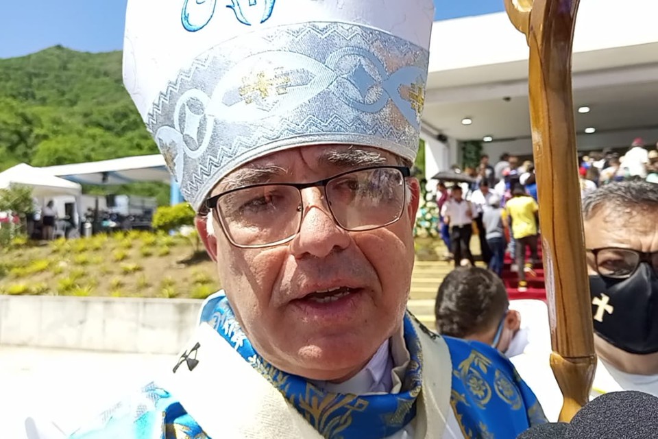 Monsignor González de Zárate called for tolerance and respect on the day of the Virgen del Valle