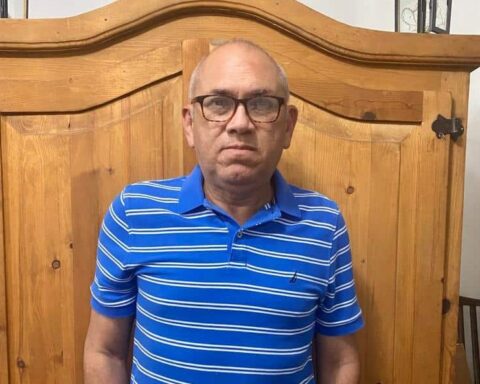 Monsignor Leonardo Urbina's lawyer: "The regime denied me entry to my country"