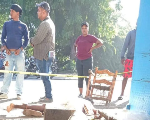 Madre e hija son atropelladas por un camión sin control en Valverde