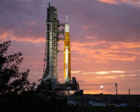 NASA again postponed launch of its lunar rocket