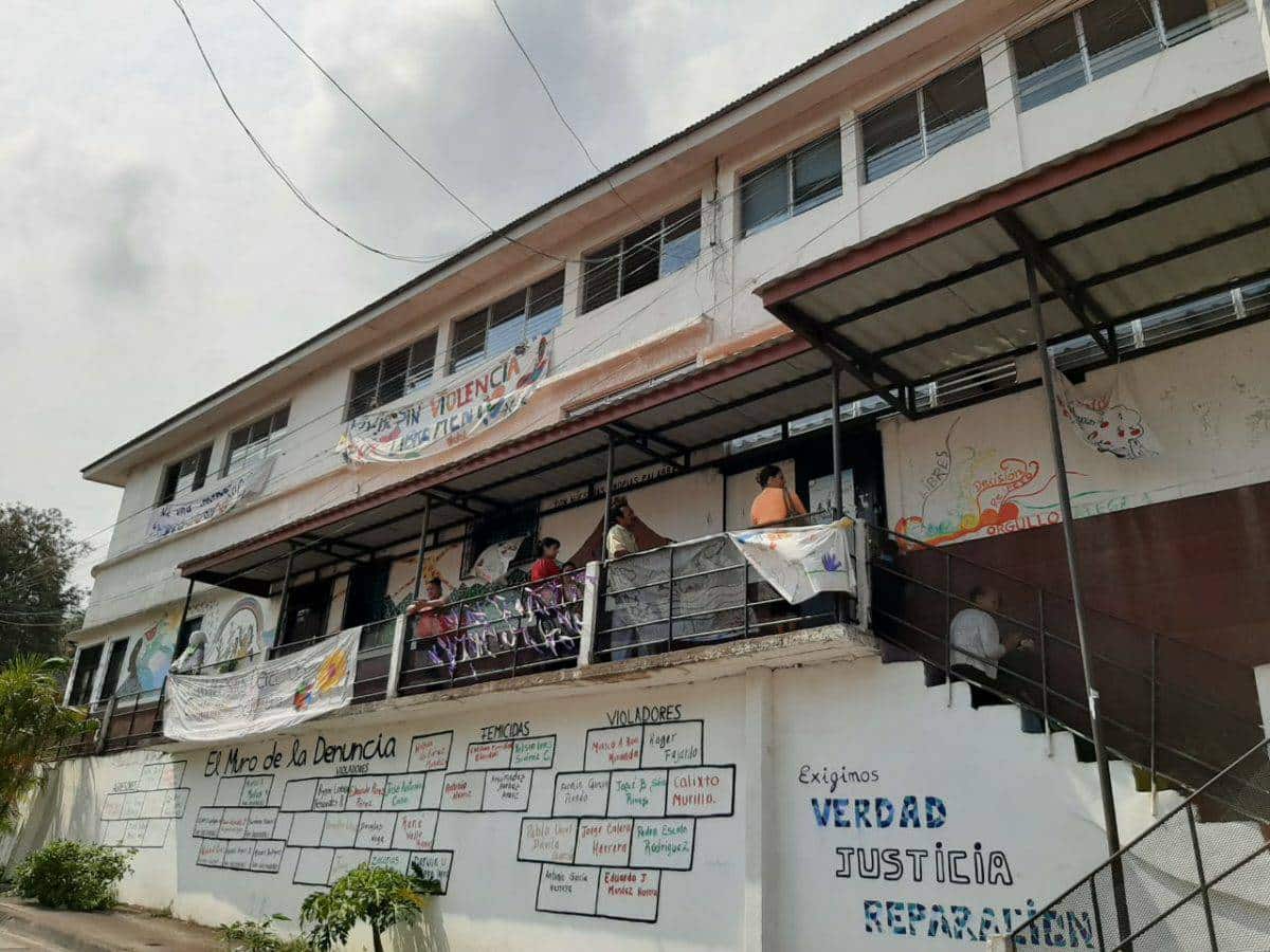 National Police storm the building of the Matagalpa Women's Collective