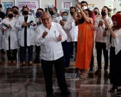 médicos, cubanos, México