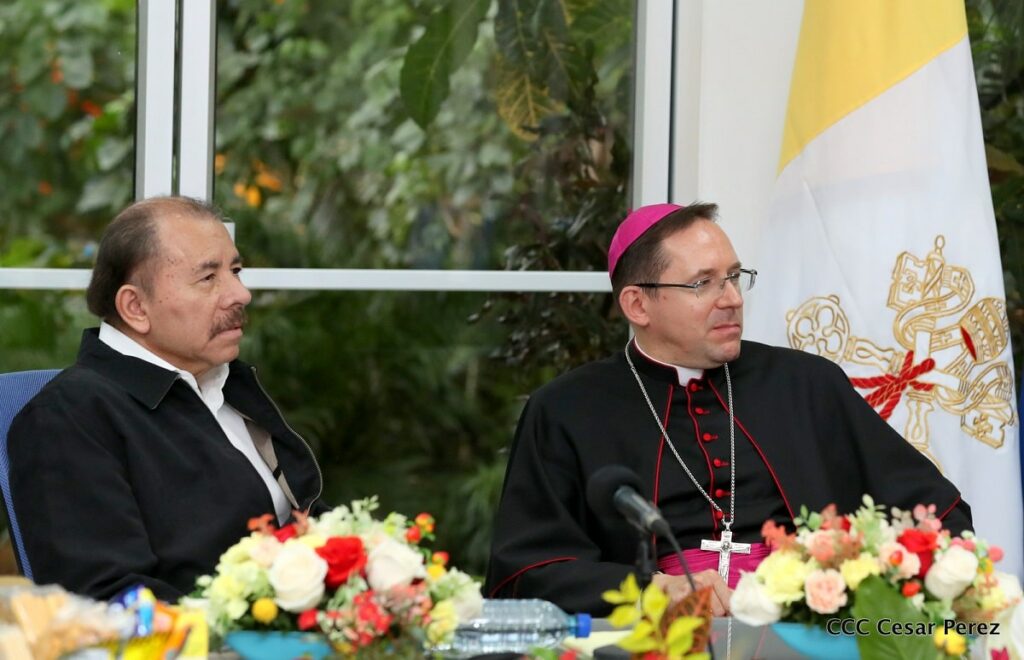 nuncio apostólico de Nicaragua Waldemar Stanislaw Sommertag