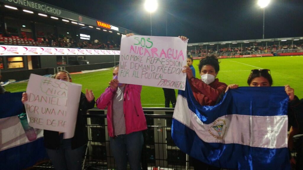 Nicas in the Netherlands protest against Ortega during Nicaragua-Suriname friendly game