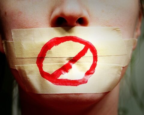 "Ortega deepens the suffocation of free expression", denounces PEN-International