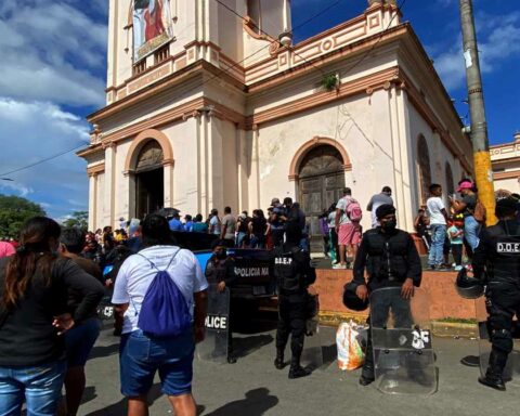 Ortega imposes police siege on the Masayas to prevent the procession of San Jerónimo