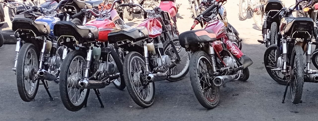 PN detains three men in Neyba and retains 5 motorcycles