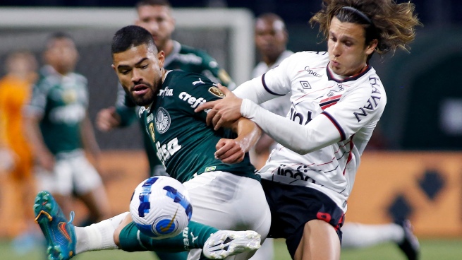 Paranaense struck: eliminated two-time champion Palmeiras and is a finalist for the Libertadores