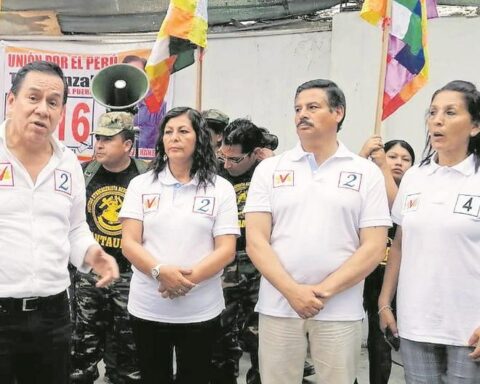 Pedro Castillo adds an antaurist to his cabinet and appoints him Minister of Defense