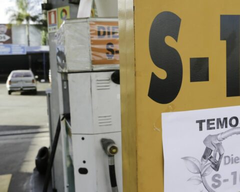 Petrobras announces a R$ 0.30 reduction in diesel