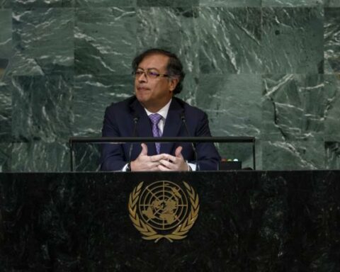 Petro's call to world powers: how viable is it?