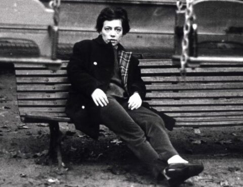 Pizarnik myth and work, 50 years after his death analyze the distances between one and the other