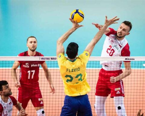 Poland and Italy in the final of the Volleyball World Cup;  eliminated Brazil and Slovenia