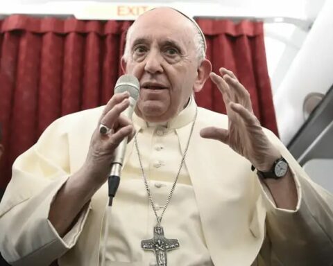 Pope Francis confirms dialogue with Ortega in the face of persecution against the church