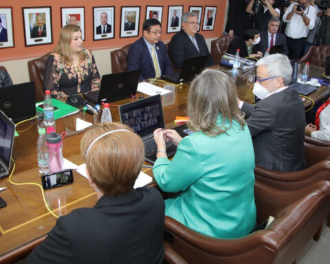 Prosecutor refuses to reveal progress on Iranian flight