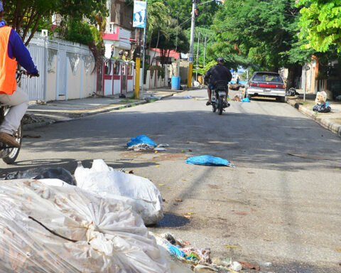 Protest against high electricity billing