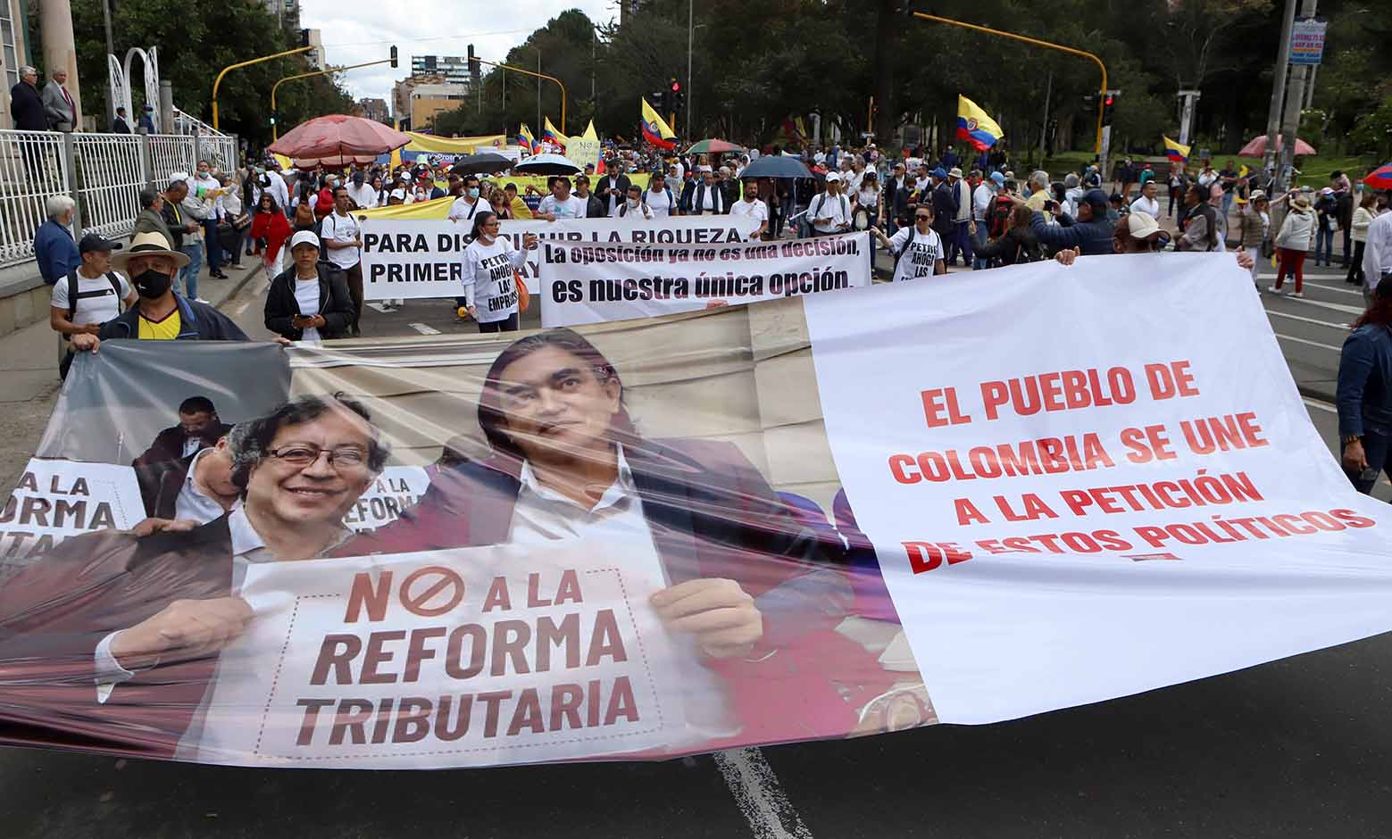 Protests in Bogotá against Petro reforms: how they advance, blocked roads and diversions