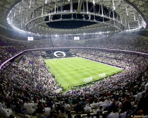Qatar inaugurates the last stadium before the World Cup with a party