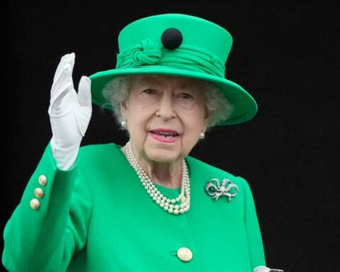 Queen Elizabeth II dies at the age of 96
