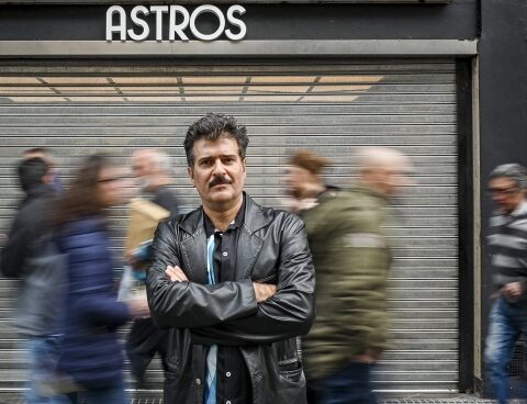 Rafael Spregelburd makes his debut on Corrientes Street as a playwright with "Hell"