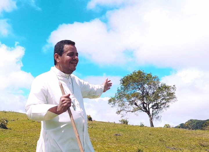 Regime banishes the priest Guillermo Blandón, parish priest of Boaco