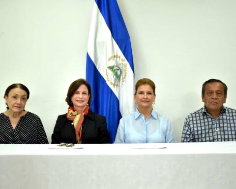 familiares de presos políticos