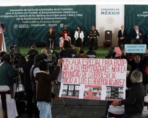 Relatives of victims of dirty war in Mexico enter a military camp