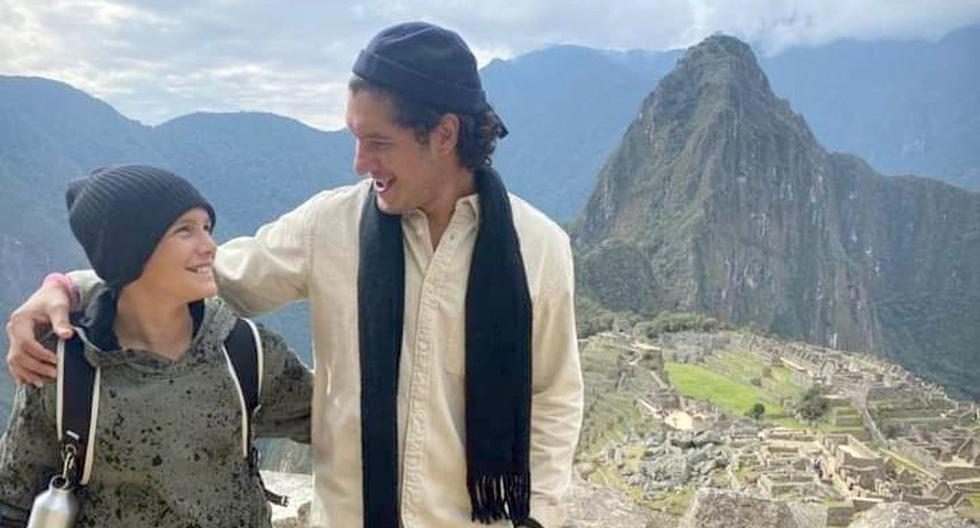 Ricardo Arjona enjoys Machu Picchu before concerts in Arequipa and Lima