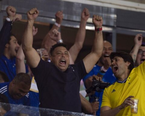 Ronaldo Nazário's Cruzeiro returns to the Brazilian first division