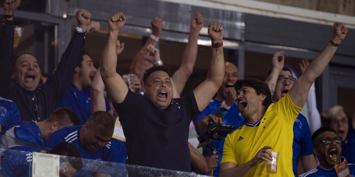 Ronaldo Nazário's Cruzeiro returns to the Brazilian first division
