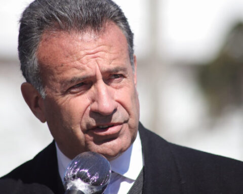 Salinas tercera dosis