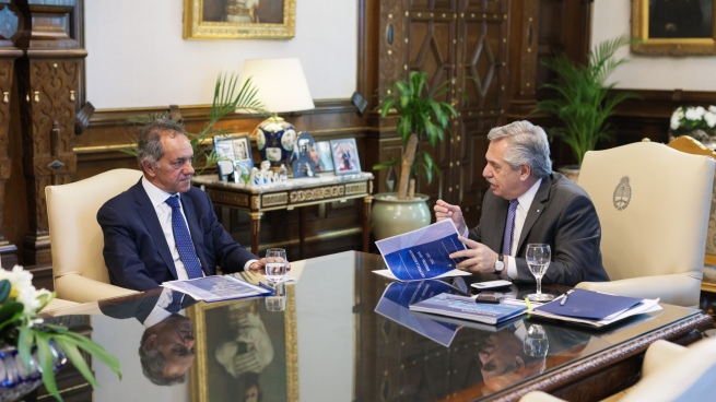 Scioli: "The great challenge is to sustain growth and jobs"