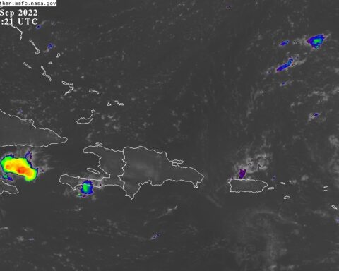 Siete provincias en alerta por la tormenta tropical Earl