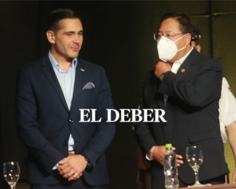 The Census polarizes the opening ceremony of Expocruz 2022