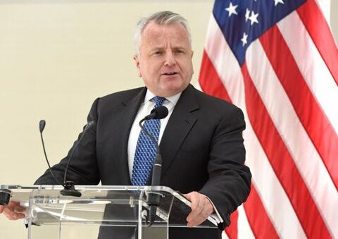 The US ambassador to Russia leaves Moscow after three years of mission