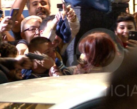 The leadership of the Government and the MAS repudiate the attack on Cristina