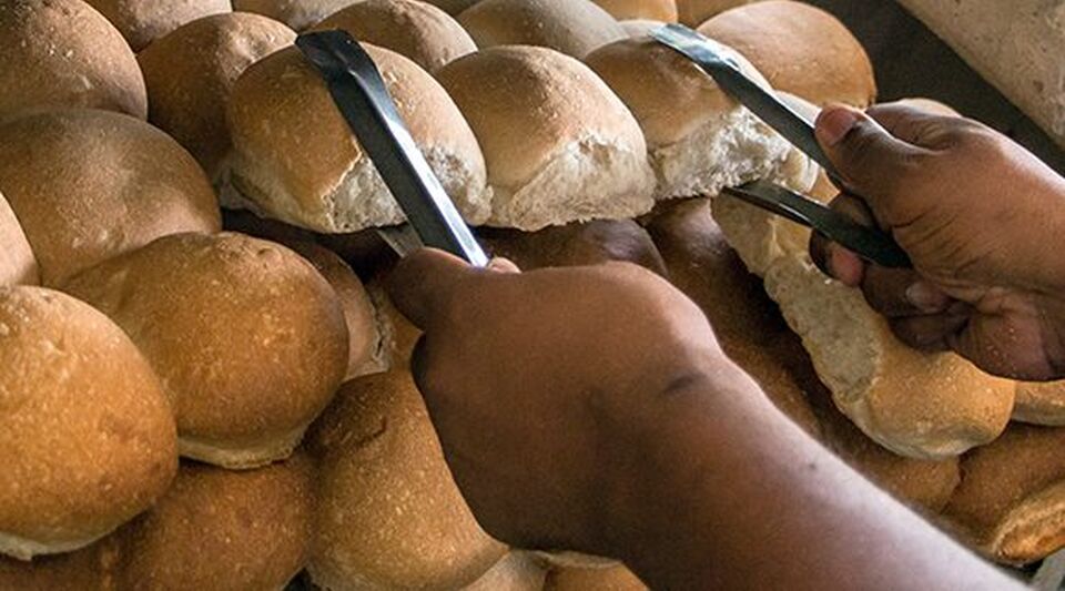 The official Cuban press points out the social unrest due to the scarcity and high price of bread