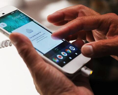 The serious risk of buying a cell phone chip on the street