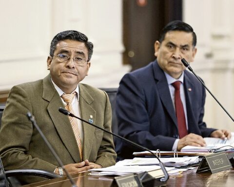 The votes to censor Willy Huerta are about to be reached