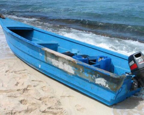 They arrest 76 Dominicans who tried to enter Puerto Rico illegally