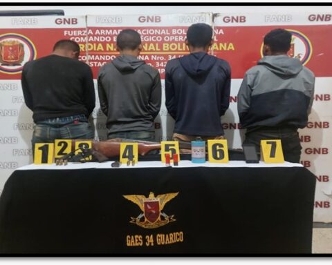 They caught four from the Tren del Llano denounced for extortion