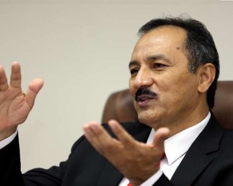 They direct a national summit for the 2023 census and ask the Government to clarify who is the spokesperson for the INE