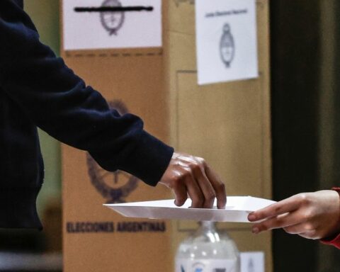 They seek to present a bill to eliminate the PASO