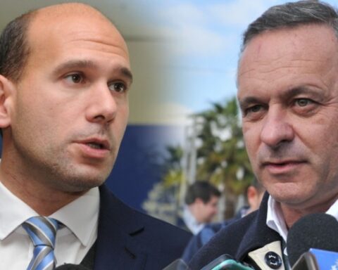 Two aspects of the Aire Fresco group would present two separate lists in the next elections