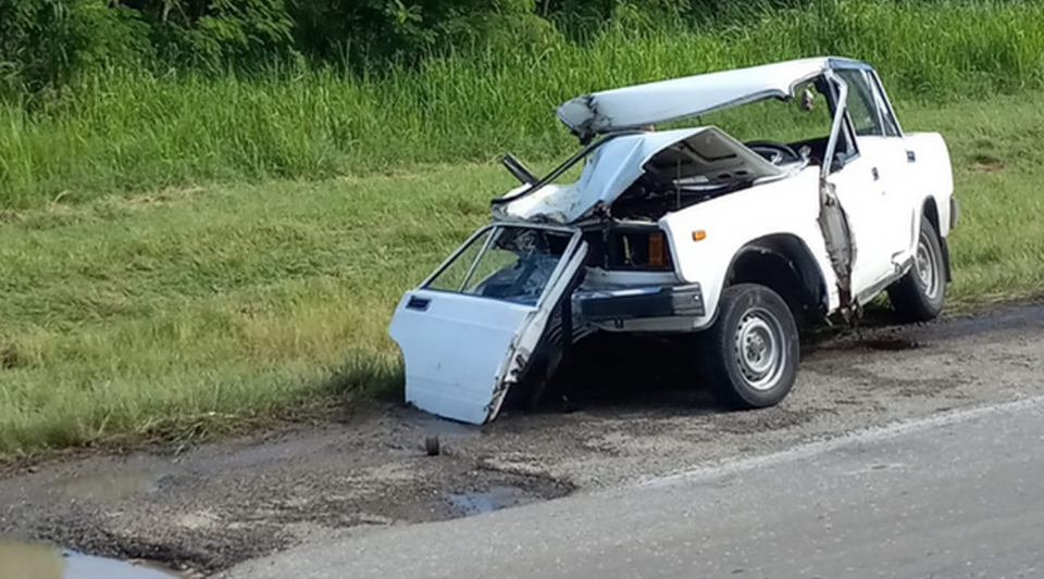 Two dead in a collision between a car and a taxi in Havana