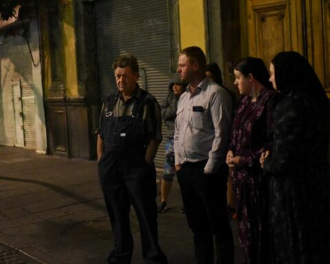 Two people reported dead from tremor in CDMX