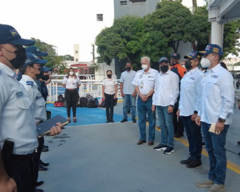 UNES comienza nuevo periodo académico 2022-2023