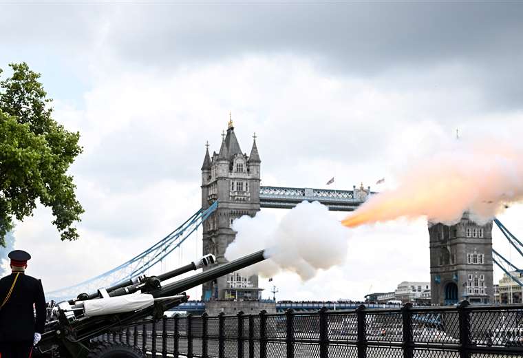 United Kingdom, the day after the death of Queen Elizabeth II